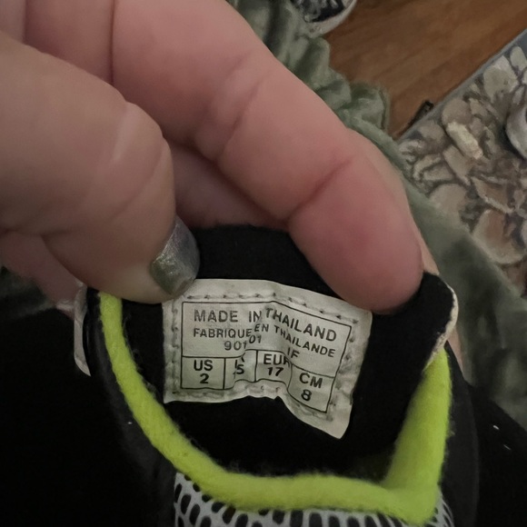 NIKE Vintage 1990 Force baby shoes size 2 - Picture 6 of 9